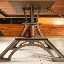 Стол «Эйфель»