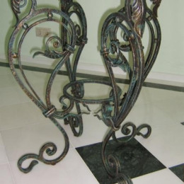 Стол «Танец Линий»